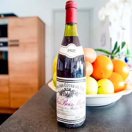 In Near Town Center * Huy