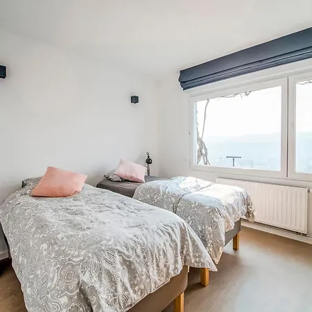 In Near Town Center Holiday home Huy