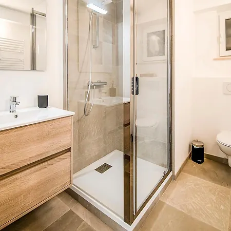 Ferienhaus In Near Town Center *