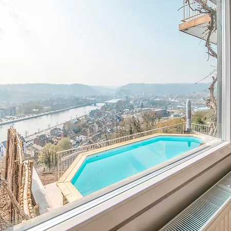 In Near Town Center Holiday home Huy