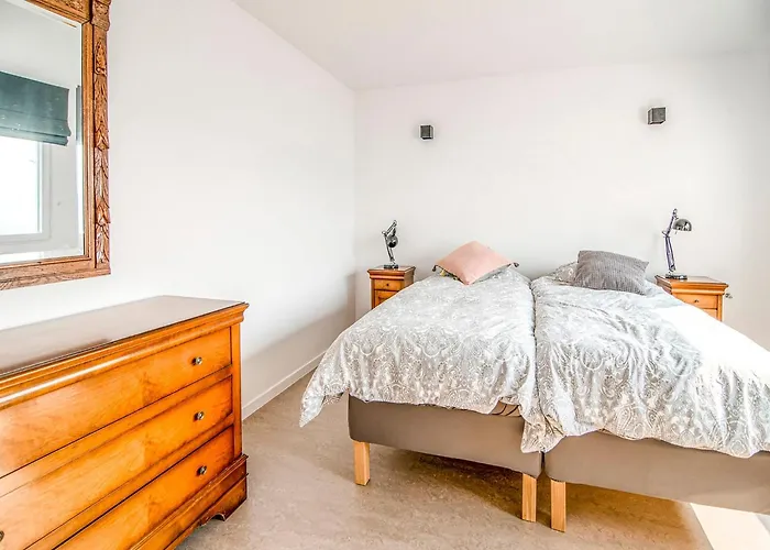 Ferienhaus In Near Town Center