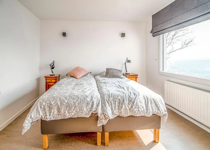 In Near Town Center Ferienhaus Huy