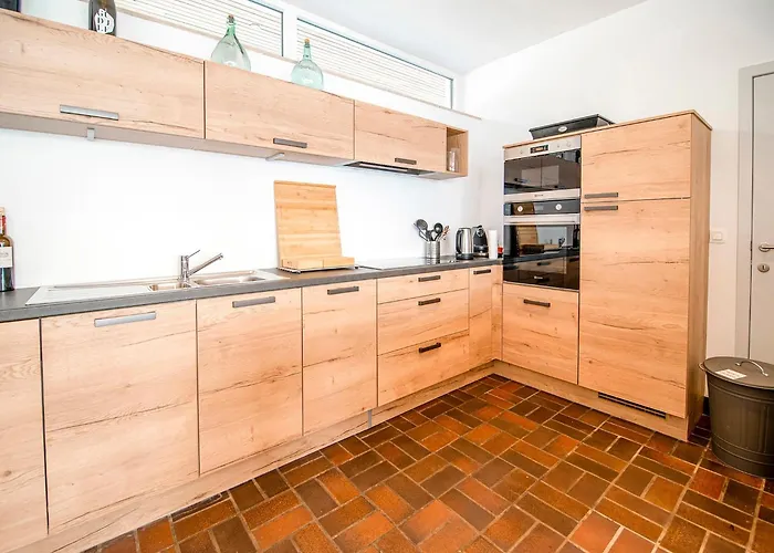 In Near Town Center Ferienhaus *