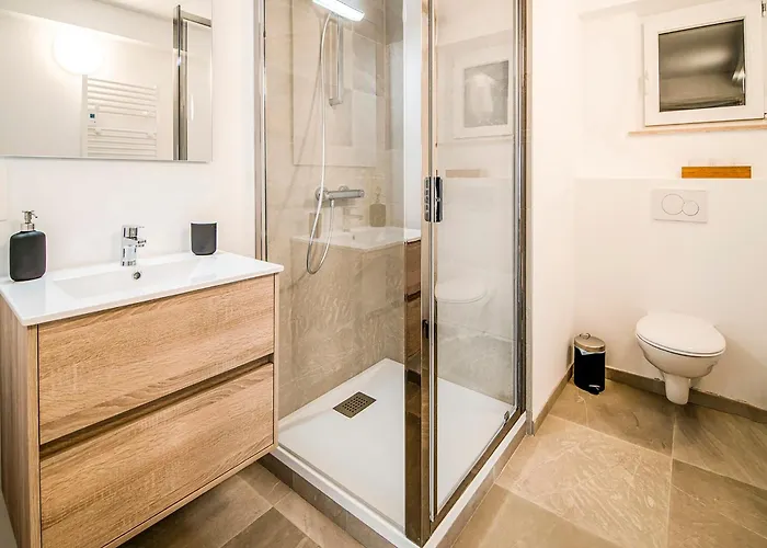 Ferienhaus In Near Town Center *