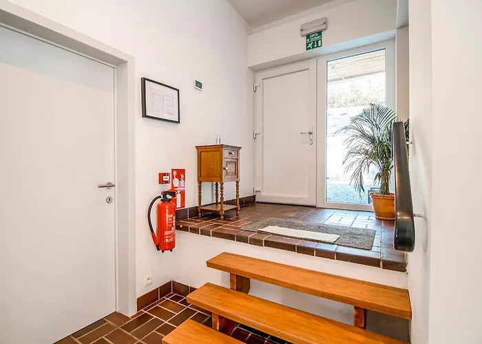 Vakantiehuis In Near Town Center *