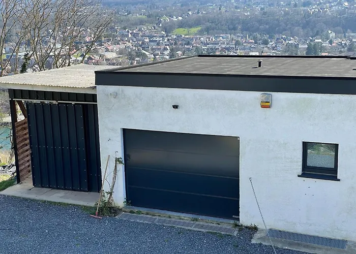 Ferienhaus In Near Town Center Huy